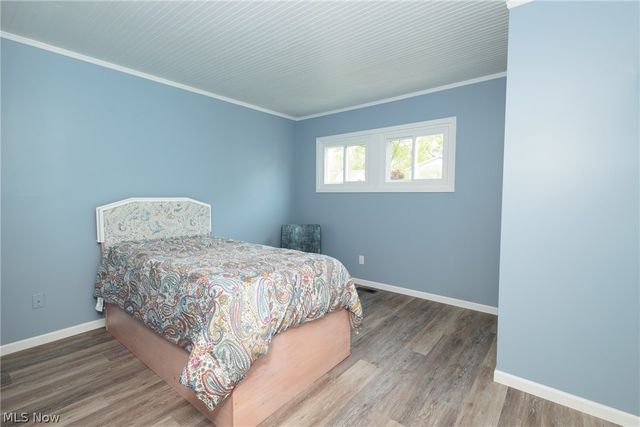 241 Inwood Boulevard, Avon Lake, OH 44012