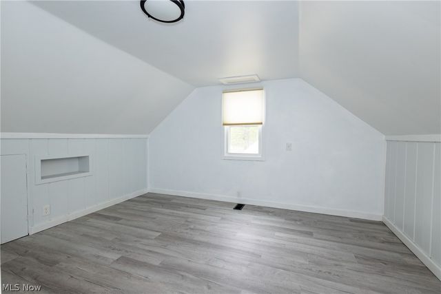 241 Inwood Boulevard, Avon Lake, OH 44012