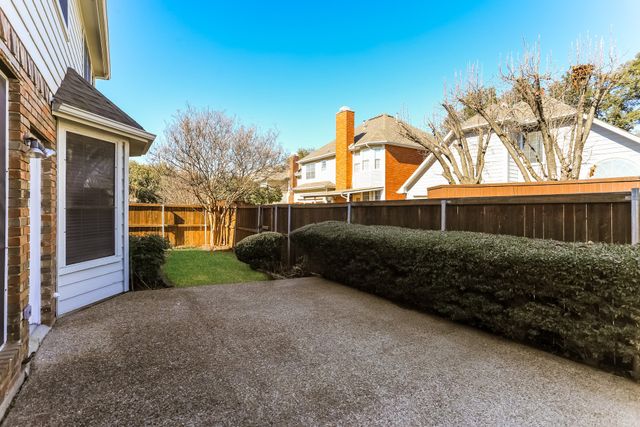 311 Riverwalk Lane, Irving, TX 75063