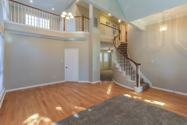 311 Riverwalk Lane, Irving, TX 75063
