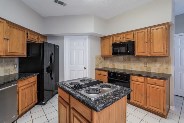 311 Riverwalk Lane, Irving, TX 75063