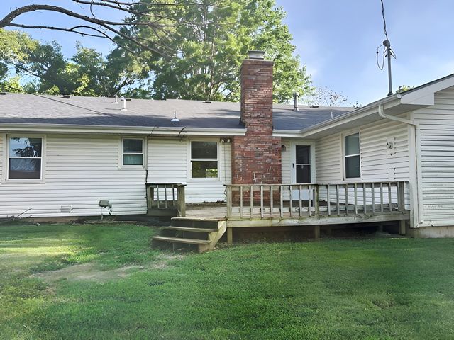 1807 W Swan Street, Springfield, MO 65807