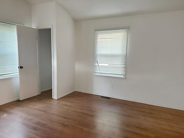 1807 W Swan Street, Springfield, MO 65807