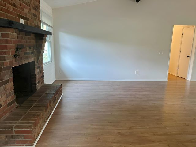 1807 W Swan Street, Springfield, MO 65807