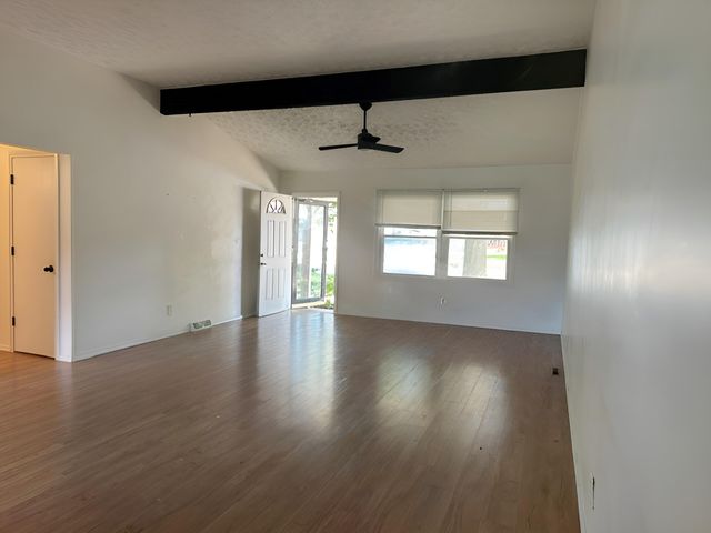 1807 W Swan Street, Springfield, MO 65807