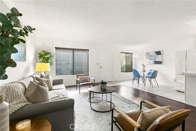 10472 Caminito Rimini, San Diego, CA 92129