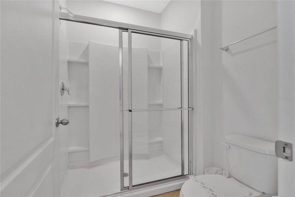 Image 31 of property listing at 7699 OAKMOSS LOOP, Davenport, FL 33837