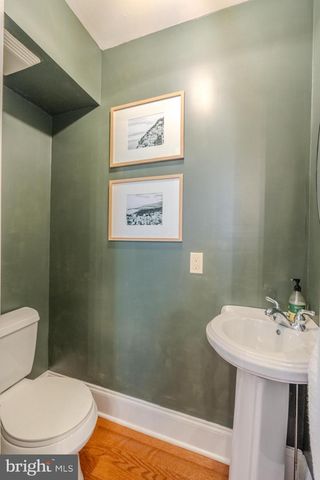 315 W SPRING AVE, Ardmore, PA 19003