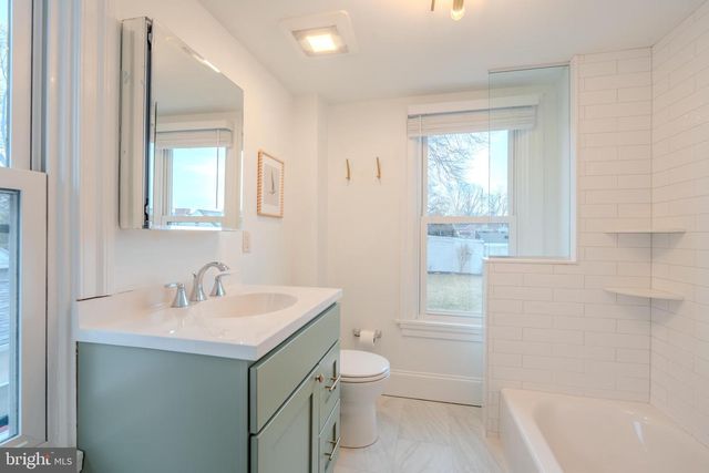 315 W SPRING AVE, Ardmore, PA 19003