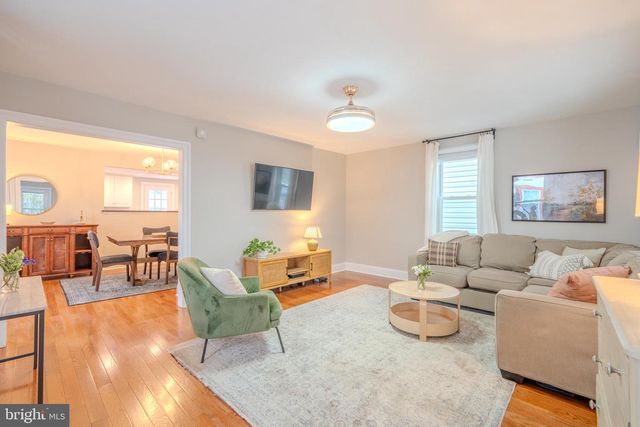 315 W SPRING AVE, Ardmore, PA 19003