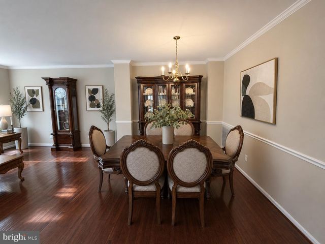 42716 ROLLING ROCK SQ, Chantilly, VA 20152
