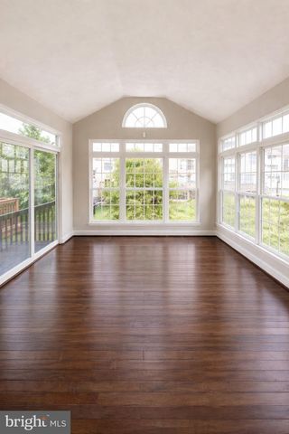 42716 ROLLING ROCK SQ, Chantilly, VA 20152