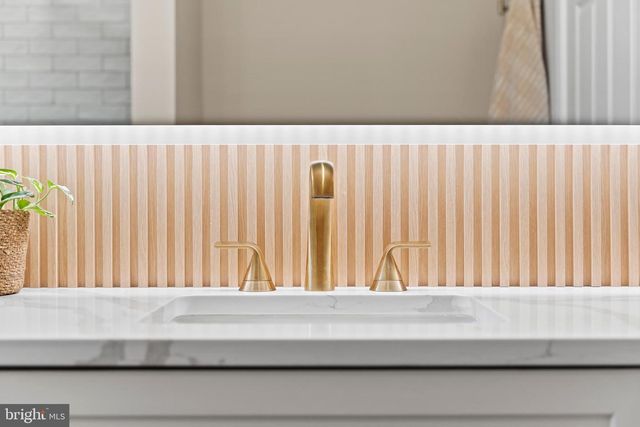 216 N 36TH ST, Camp Hill, PA 17011