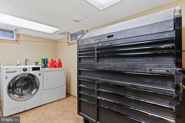 216 N 36TH ST, Camp Hill, PA 17011