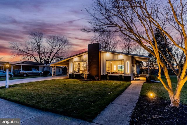 216 N 36TH ST, Camp Hill, PA 17011