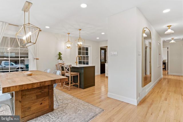 216 N 36TH ST, Camp Hill, PA 17011