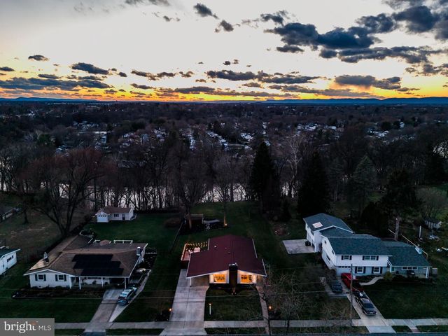 216 N 36TH ST, Camp Hill, PA 17011