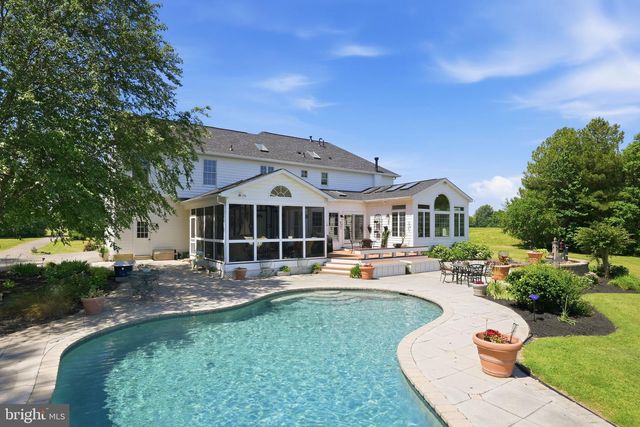1810 LOVE POINT RD, Stevensville, MD 21666