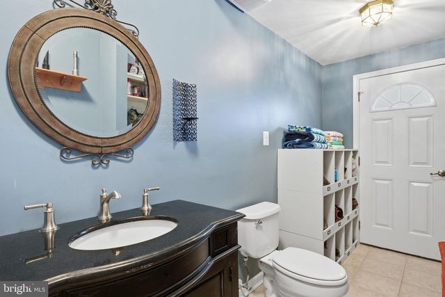 1810 LOVE POINT RD, Stevensville, MD 21666