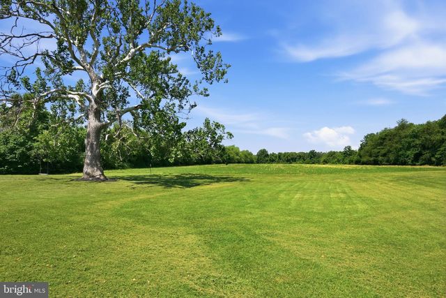 1810 LOVE POINT RD, Stevensville, MD 21666