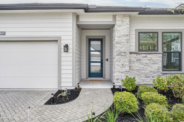 9809 INVENTION Lane, Jacksonville, FL 32256