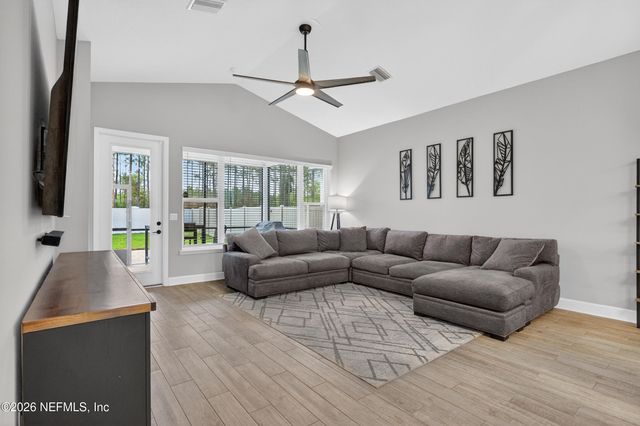 9809 INVENTION Lane, Jacksonville, FL 32256