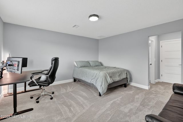 9809 INVENTION Lane, Jacksonville, FL 32256