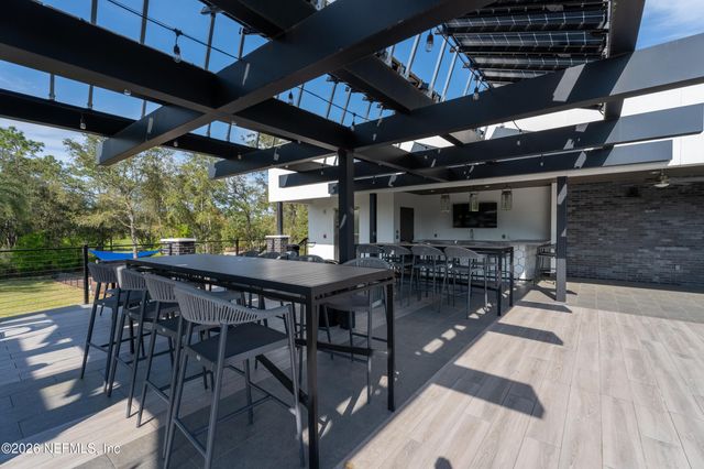 9809 INVENTION Lane, Jacksonville, FL 32256