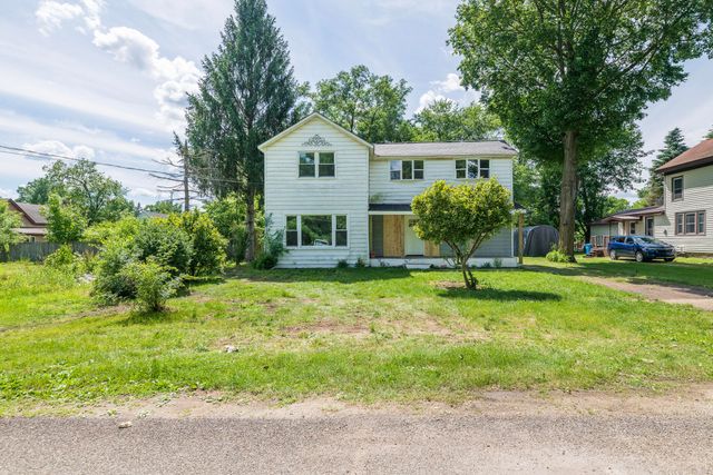 315 East Street, Mendon, MI 49072