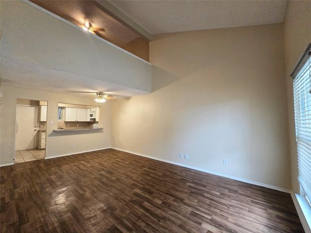 2223 Viewtop Lane A, Arlington, TX 76012