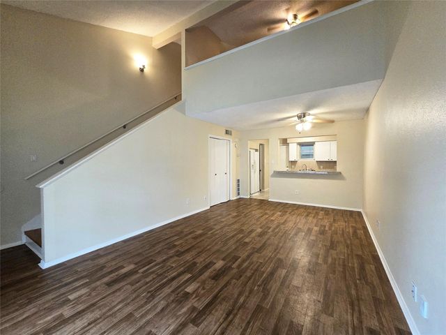 2223 Viewtop Lane A, Arlington, TX 76012