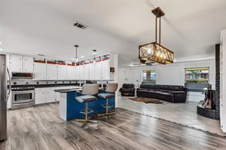 101 Hill Top Circle, Burleson, TX 76028