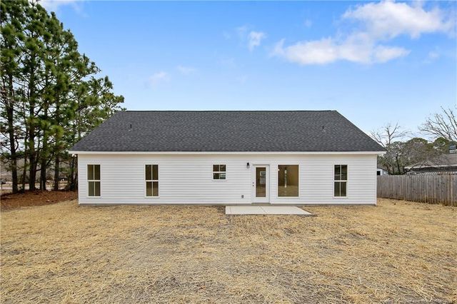 5824 Fairway Drive, Hope Mills, NC 28348