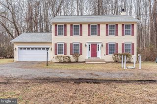 4536 FORESTBURG LN, Triangle, VA 22172