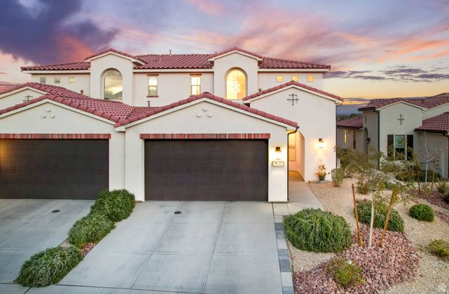 812 N VIA MODELO CIR, Washington, UT 84780