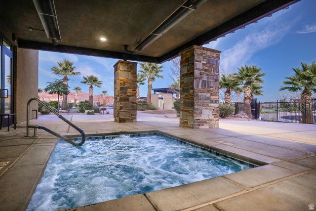 812 N VIA MODELO CIR, Washington, UT 84780
