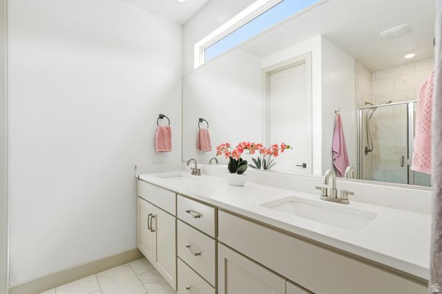 812 N VIA MODELO CIR, Washington, UT 84780