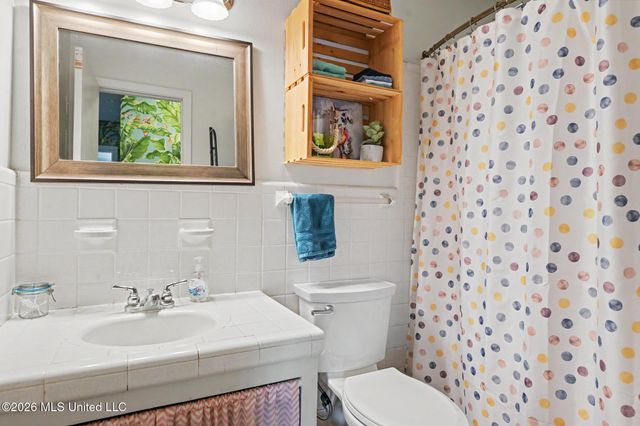 1523 E 2nd Street, Pass Christian, MS 39571