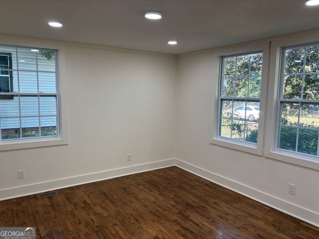8 Akron Street, Cartersville, GA 30120