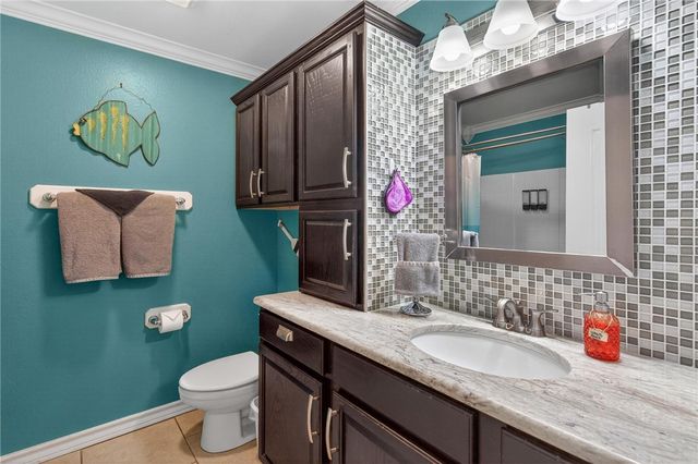 15209 S Padre Island Dr 106, Corpus Christi, TX 78418