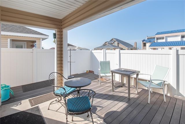 15209 S Padre Island Dr 106, Corpus Christi, TX 78418