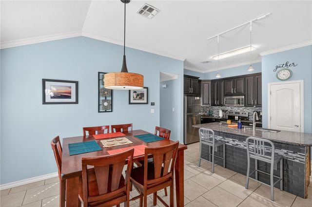 15209 S Padre Island Dr 106, Corpus Christi, TX 78418