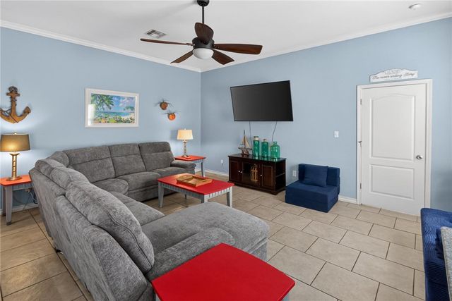 15209 S Padre Island Dr 106, Corpus Christi, TX 78418