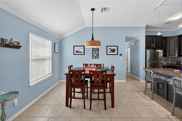 15209 S Padre Island Dr 106, Corpus Christi, TX 78418