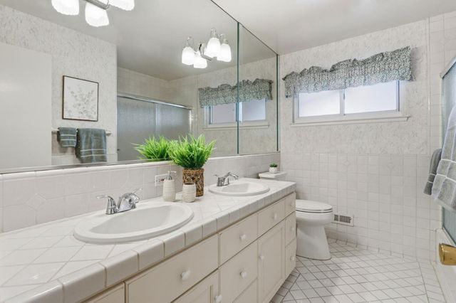 1657 Sweetbriar Drive, San Jose, CA 95125