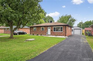 4104 Betty Drive, Belleville, IL 62226