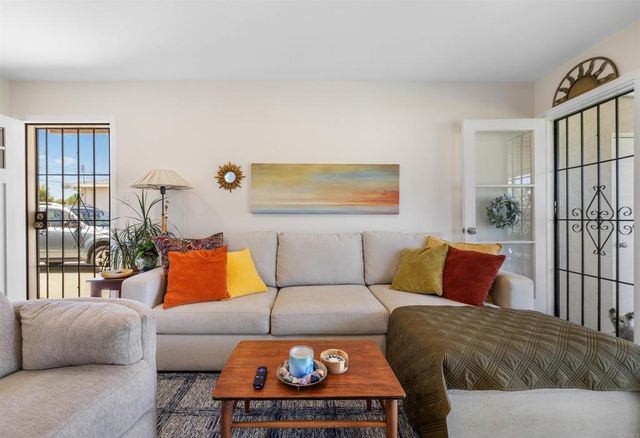 4774 Appleton Street, San Diego, CA 92117