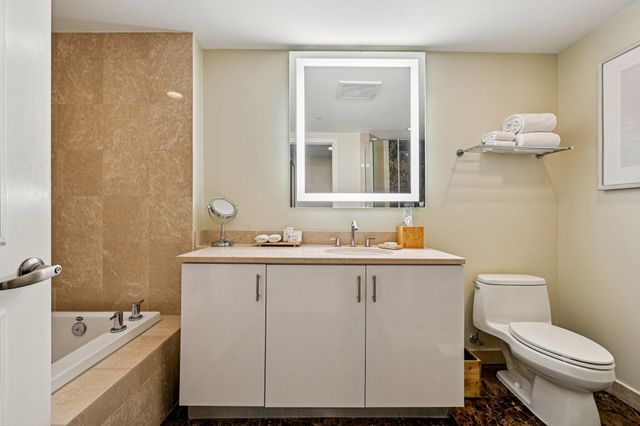 505 N Fort Lauderdale Beach Boulevard 1909, Fort Lauderdale, FL 33304