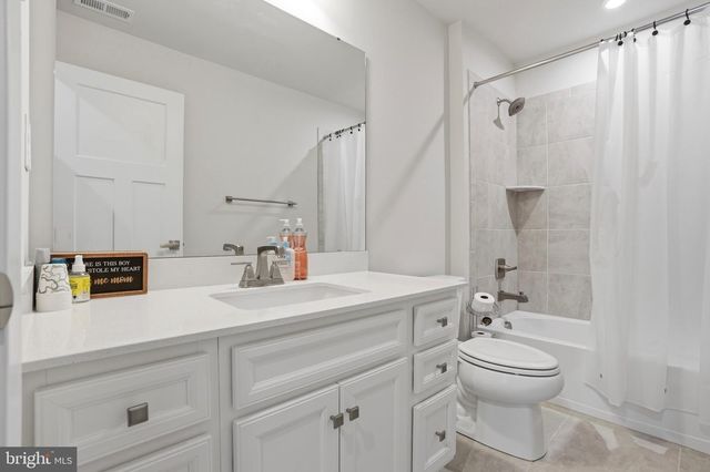 1025 TRILLIUM LN, Cheltenham, PA 19012