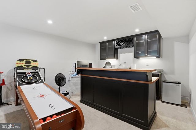 1025 TRILLIUM LN, Cheltenham, PA 19012